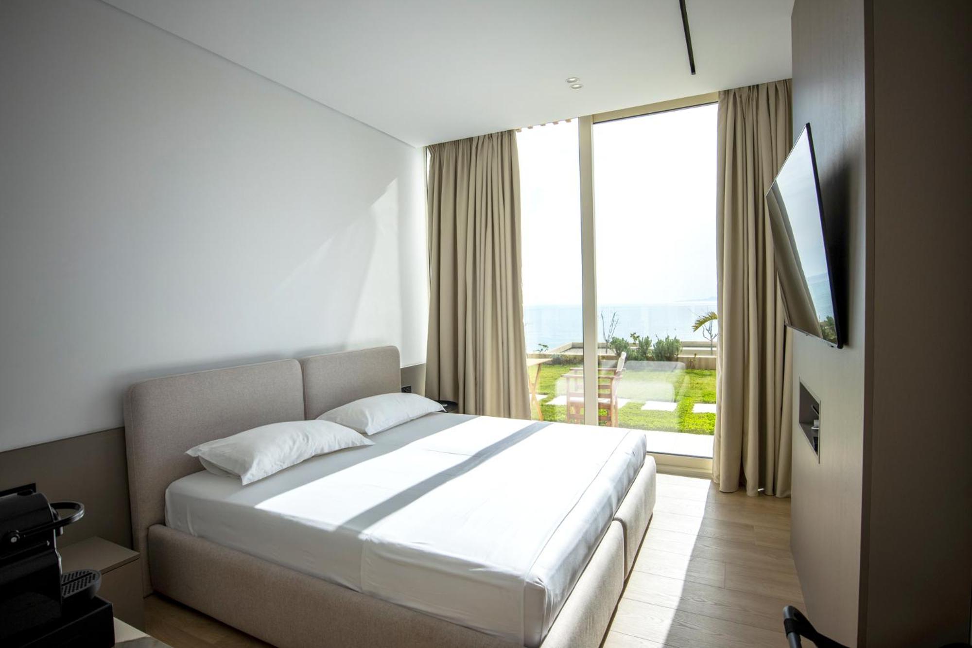 Green Coast Hotel Paljasa Exterior foto